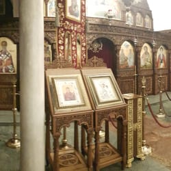 Вътрешен интериор на храма