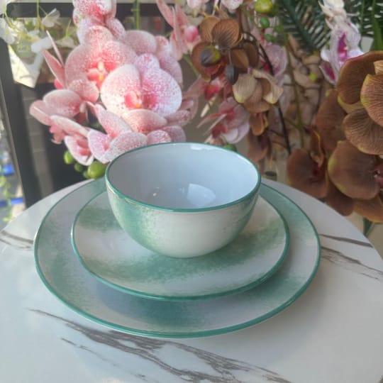 Сервиз за хранене Mint Breeze – 18 части, керамика с преливащ зелен декор