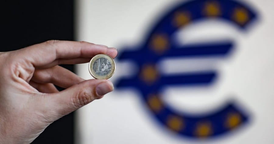 Bulgaria Joins Schengen & Adopts the Euro in 2026: What It Means for International Students