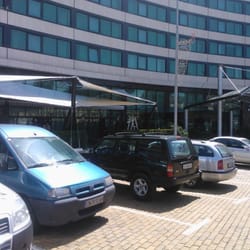 Мембрана в градината на Radisson Blu Grand Hotel, гр. София – юни 2013 г.  Три препокриващи се тенти от PVC текстил PANAMA MEHLER 900 FR