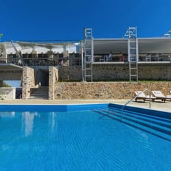 Adrina Beach Hotel